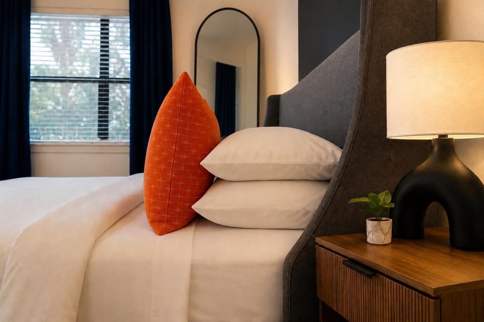 Bed, Photo of the whole room, Bedroom