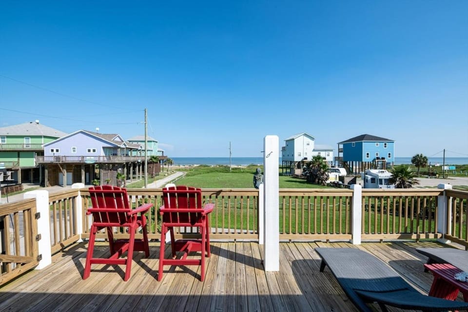 The Lazy Lobster home House in Bolivar Peninsula