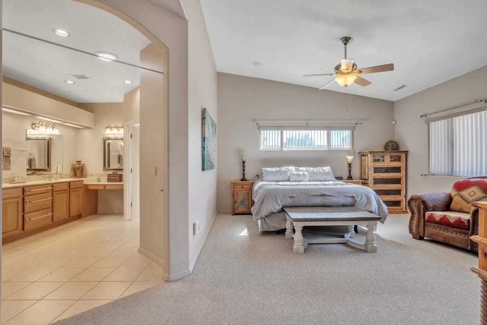 Prescott Luxury Home near Golf Course, Embry Riddle and Airport home House in Prescott