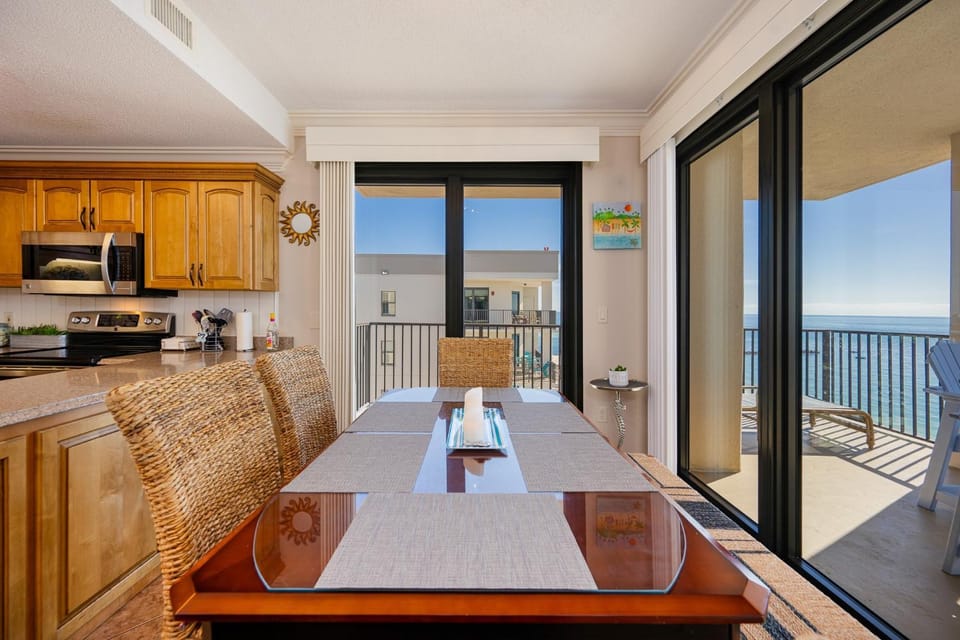 Phoenix East 1511 Apartment in Orange Beach
