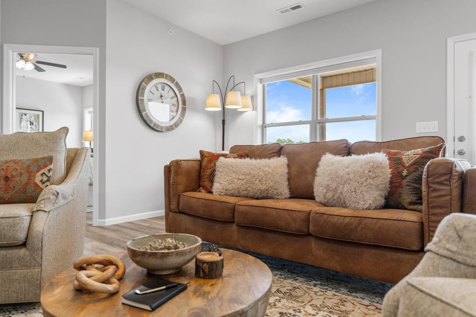 TEE House At Stonebridge condo Apartment in Table Rock Lake