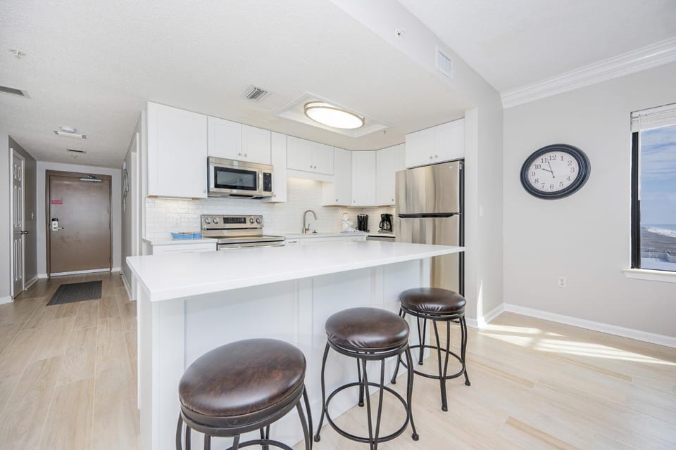 Phoenix X 1017 Apartment in Ono Island