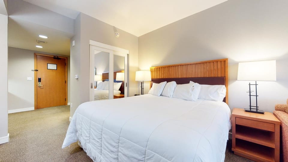 Village Monache #309 condo Apartment in Mammoth Lakes