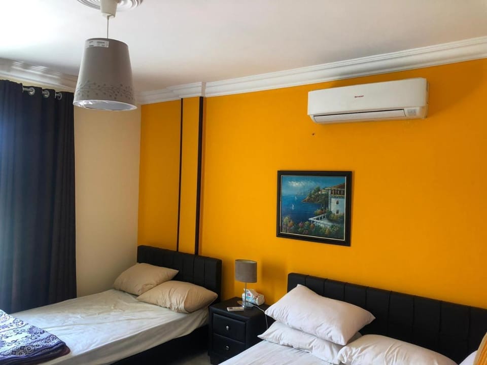 شاليه بقرية امواج الساحل الشمالي 3 غرف Amwaj North Coast 3 rooms Apartment in Egypt