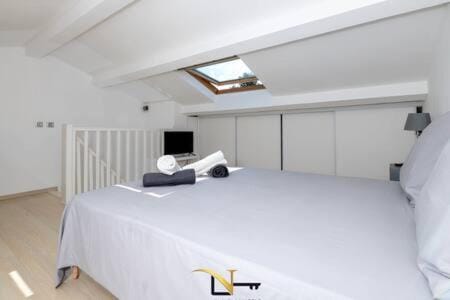 Cozy duplexterrace barbecue pool beach on foot Apartment in French Riviera