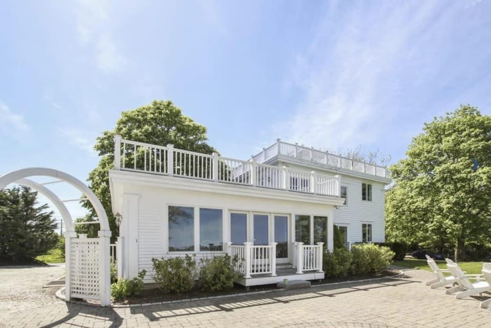 Ocean Views New A C Dog Welcome House in Orleans