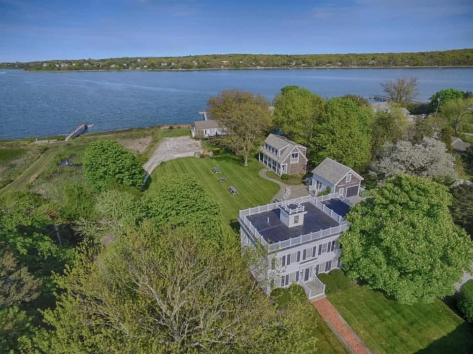 Ocean Views New A C Dog Welcome House in Orleans