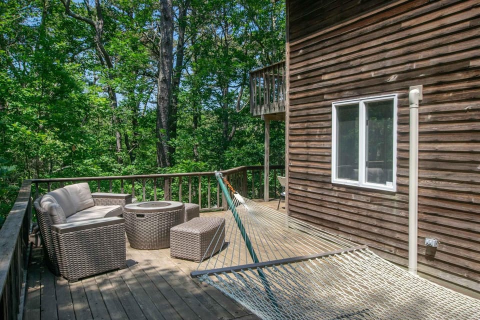 Private Location w Guest House House in Wellfleet