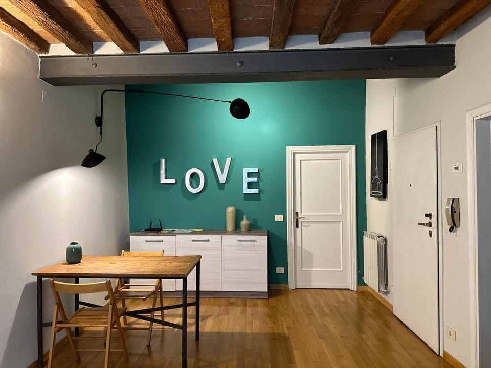 Maison Vert appartamento in centro storico a Modena Apartment in Modena