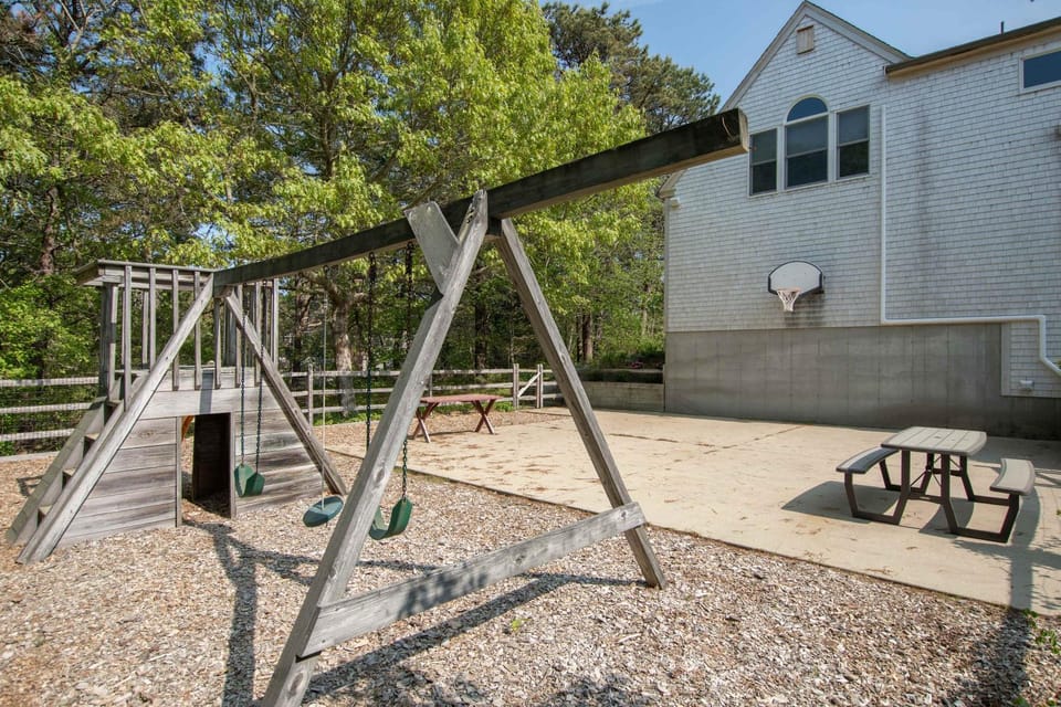 Home by National Seashore with Bball Court House in Wellfleet