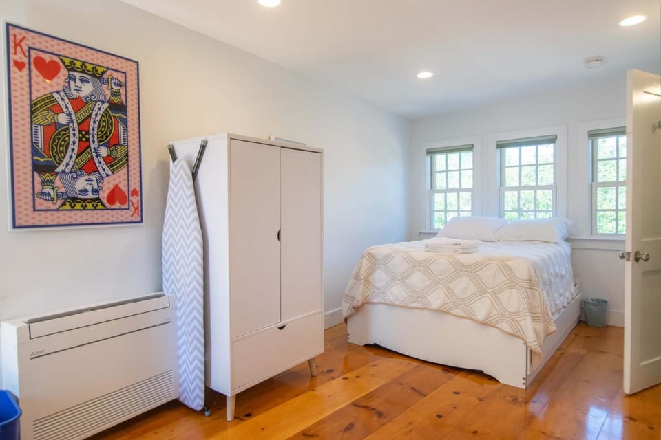 East End Condo w Beach Access House in Provincetown