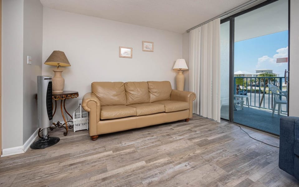 Gulf Shores Surf & Racquet 303A Apartment in West Beach