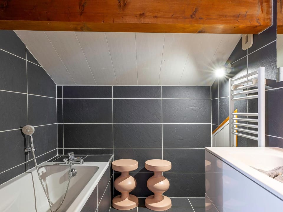 Chalet spacieux à Avoriaz, sur les pistes, pour 14 pers. avec sauna, home cinema et service premium - FR-1-314-101 Chalet in Avoriaz