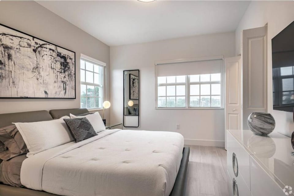 Dahlia - The Designer Townhome House in Lake Worth