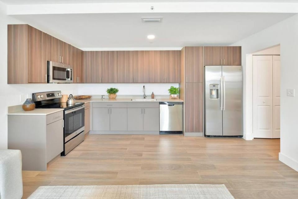 Gardenia - The Designer Apartment Apartment in Lake Worth