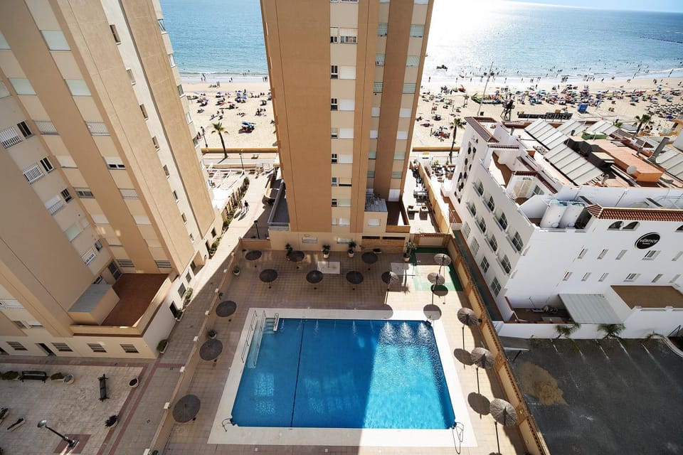 Property building, Swimming pool