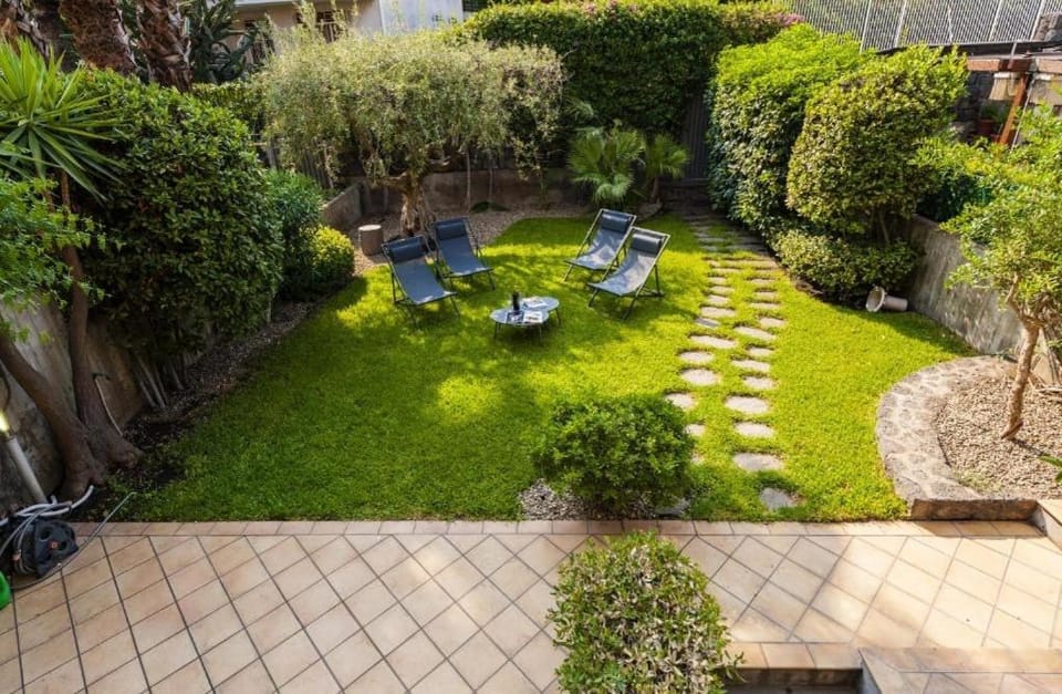 Garden, Garden view