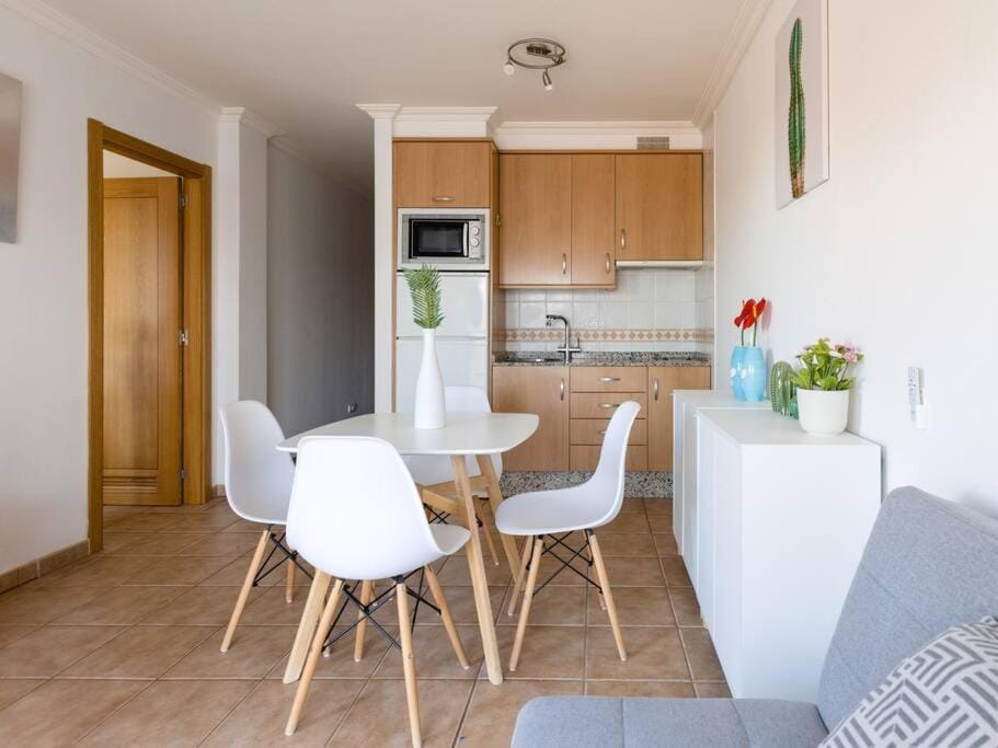 La Tejita Beach and Pool Apartment in Abona