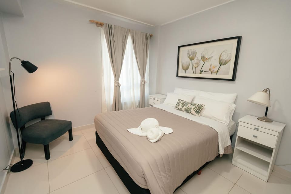 Bed, Photo of the whole room, Bedroom, towels, wardrobe