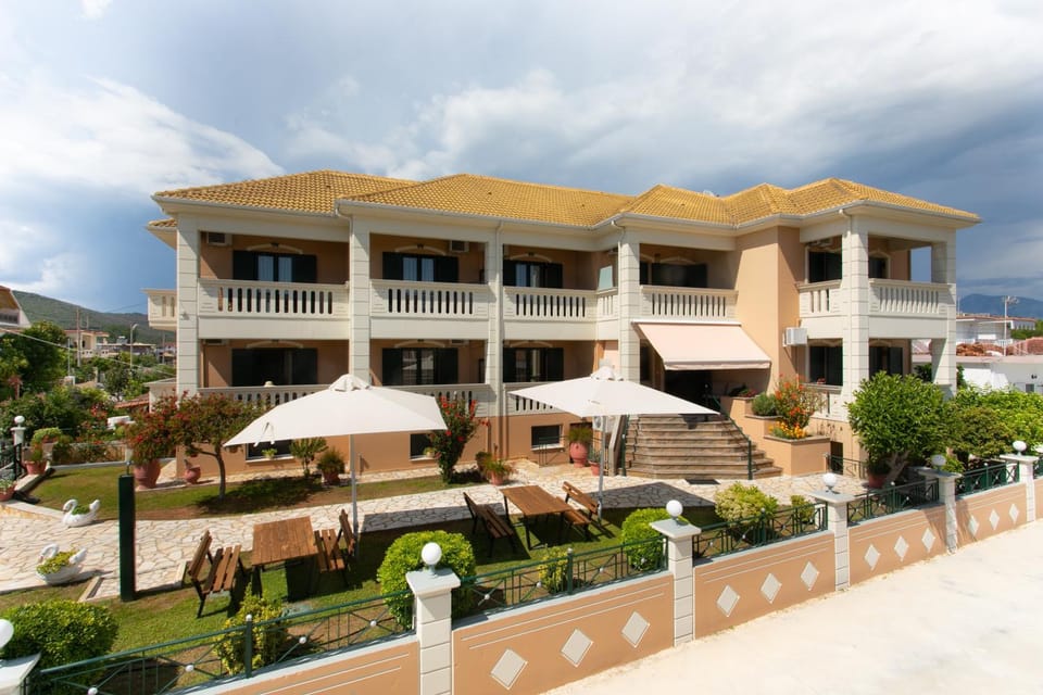 Lady Elena Hotel Apartment in Peloponnese, Western Greece and the Ionian
