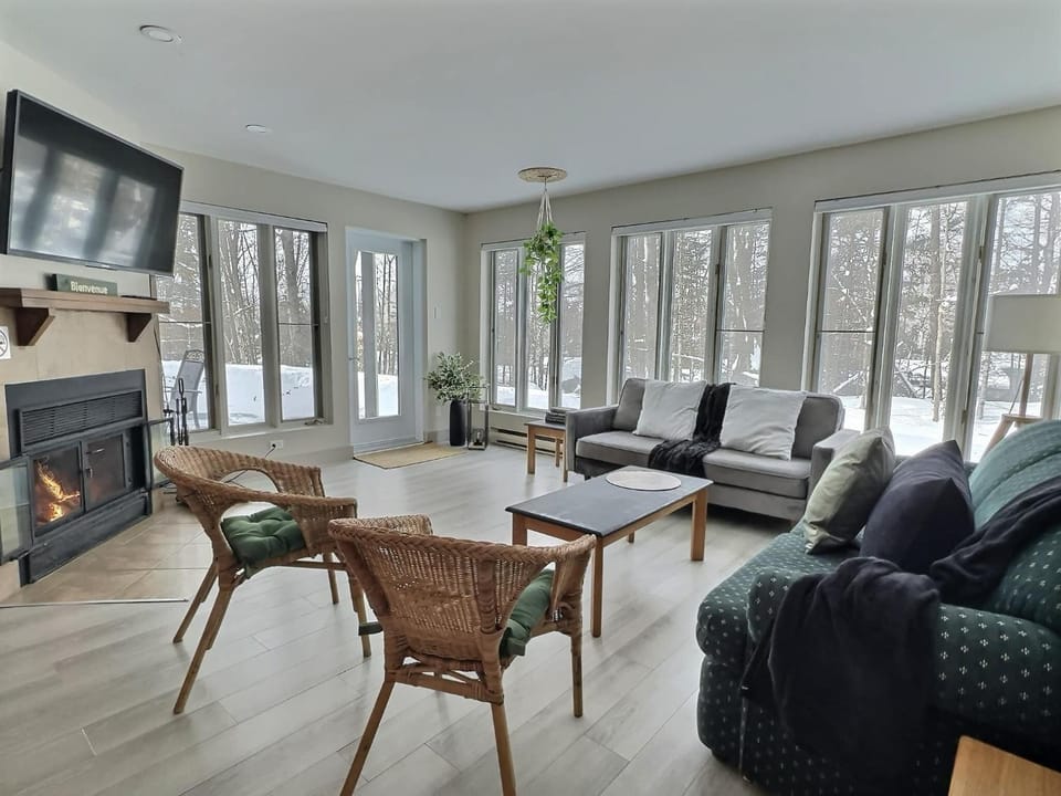 TV and multimedia, Living room