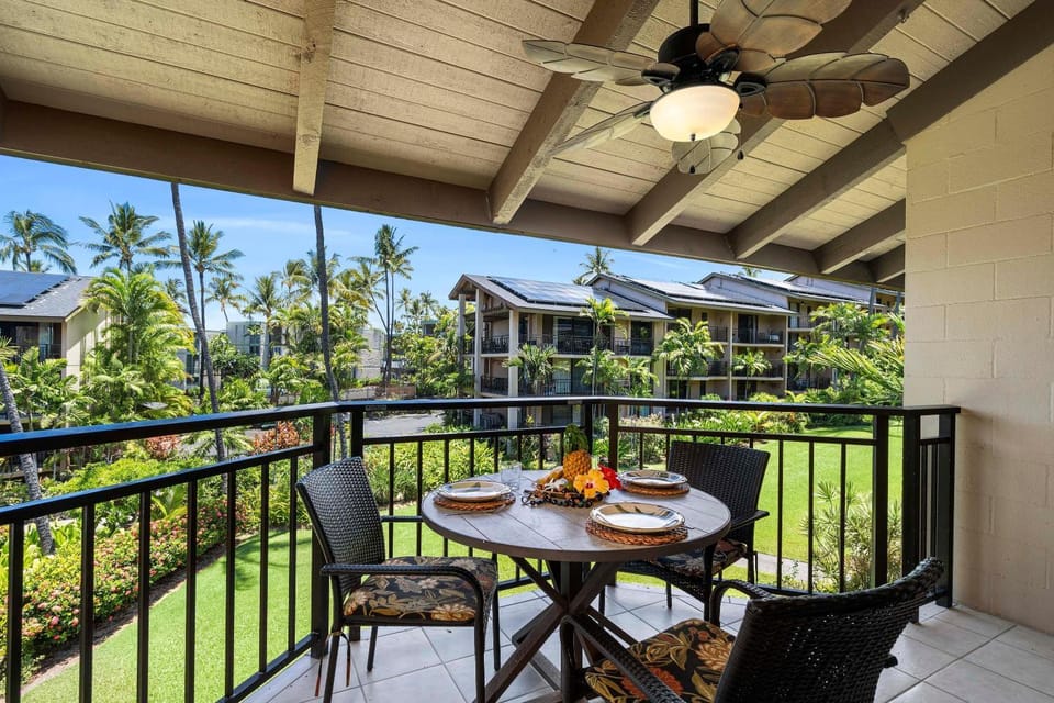 Kona Makai #2-303: Beautiful Top Floor Ocean View W/Ac House in Holualoa