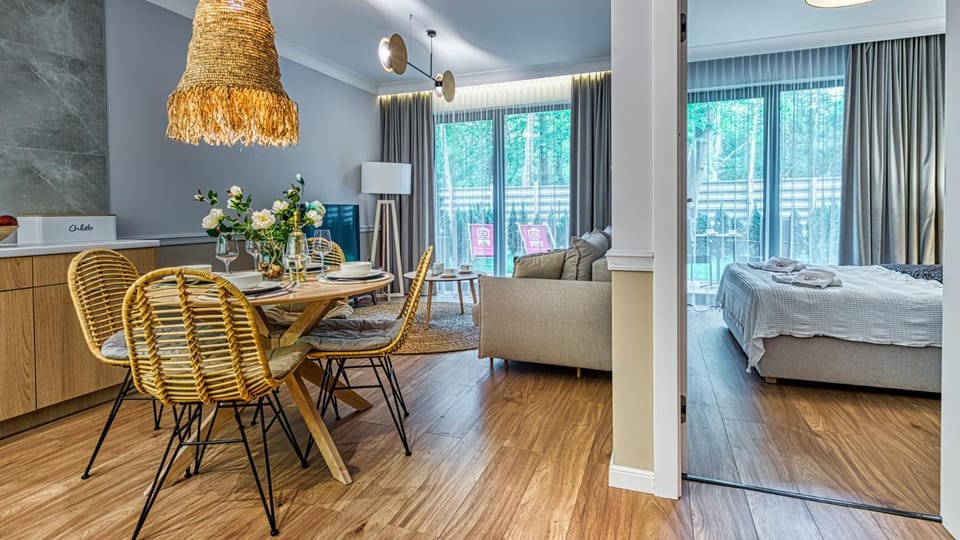 Rezydencja Niechorze 125 z Ogródkiem, Basenem, Sauną, Jacuzzi, przy samej PLAŻY - 5D Apartamenty Apartment in West Pomeranian Voivodeship, Poland