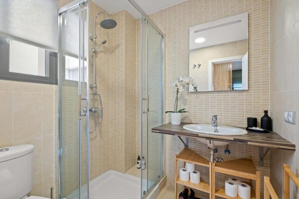 Shower, Bathroom
