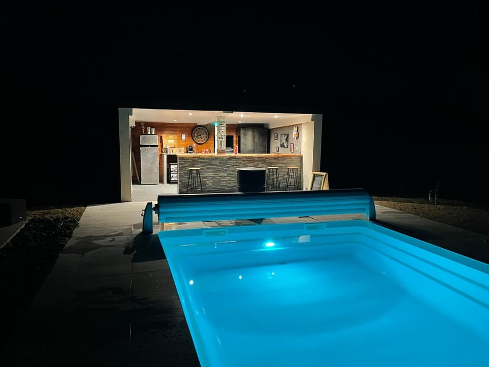 Lounge or bar
