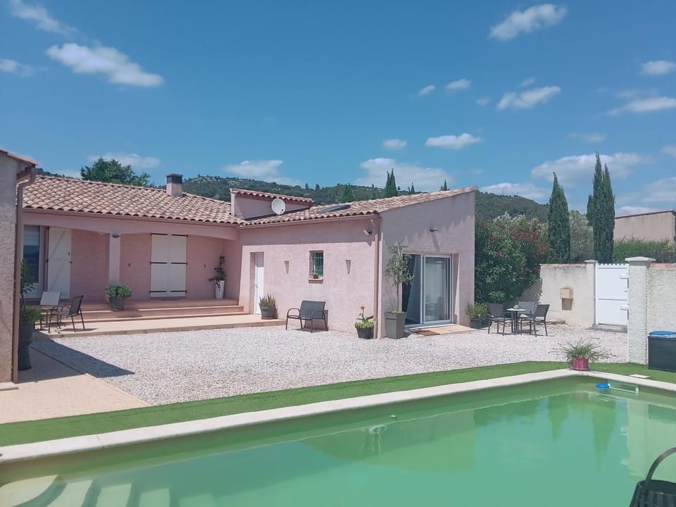Property building, Pool view