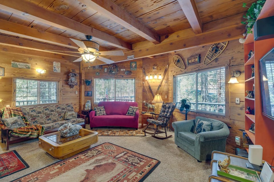 Creekside Cabin By Calaveras Big Trees State Park Cabin in Dorrington