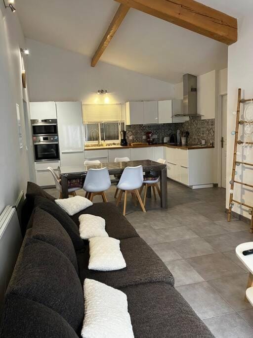 Appartement à la campagne, proche mer Apartment in La Londe-les-Maures