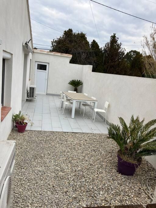 Appartement à la campagne, proche mer Apartment in La Londe-les-Maures