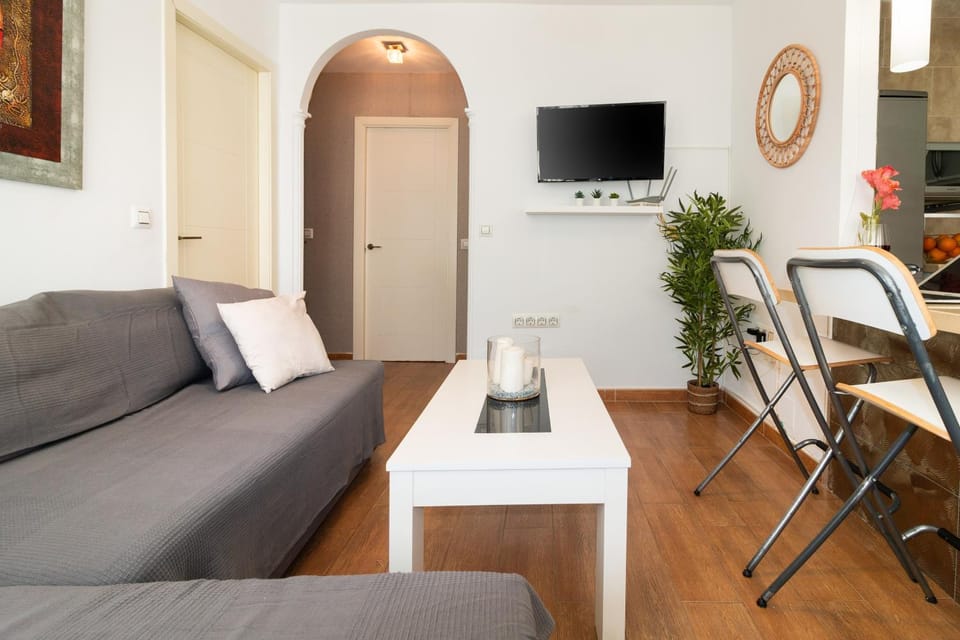 TV and multimedia, Living room, Dining area