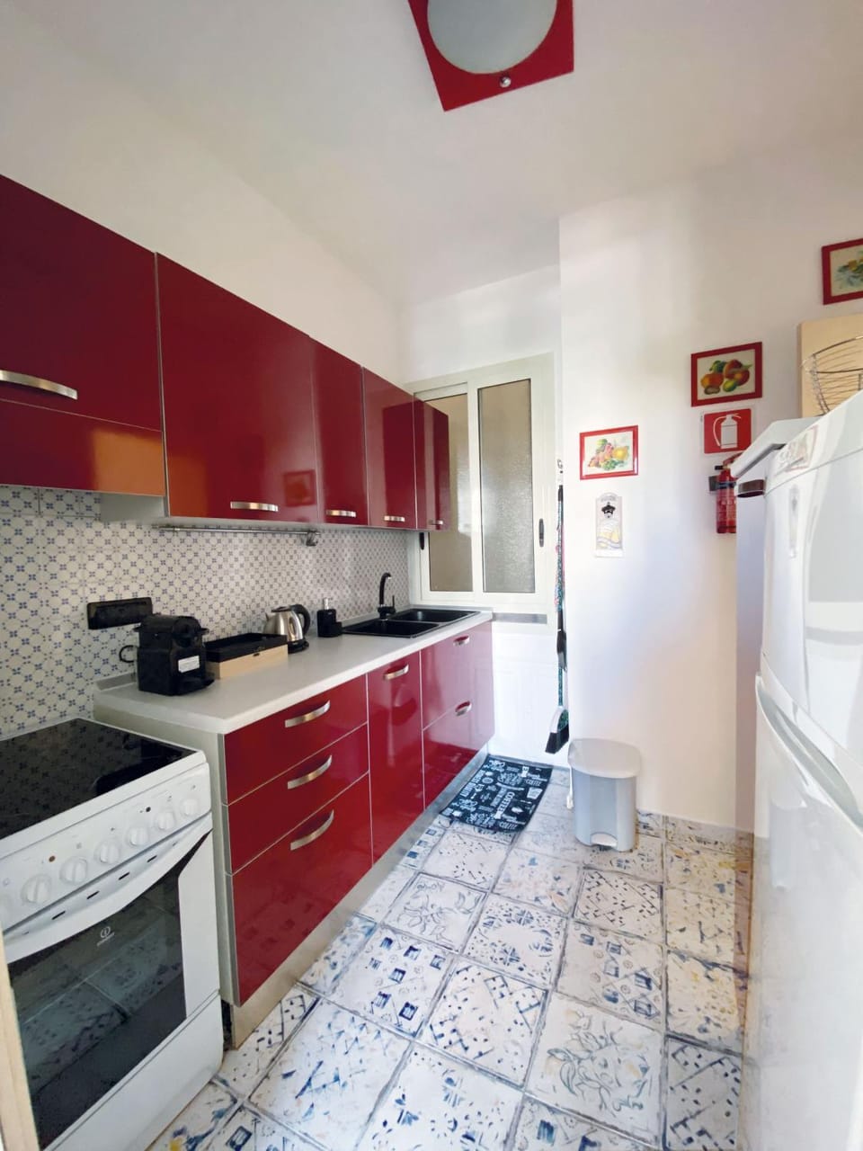 Kitchen or kitchenette, kitchen, kitchen