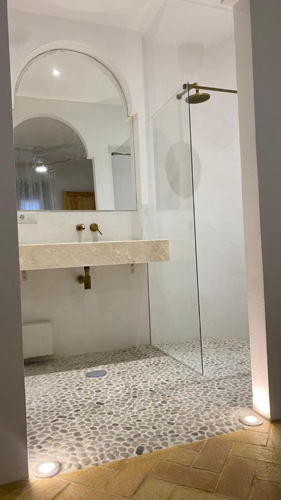 Shower, Bathroom