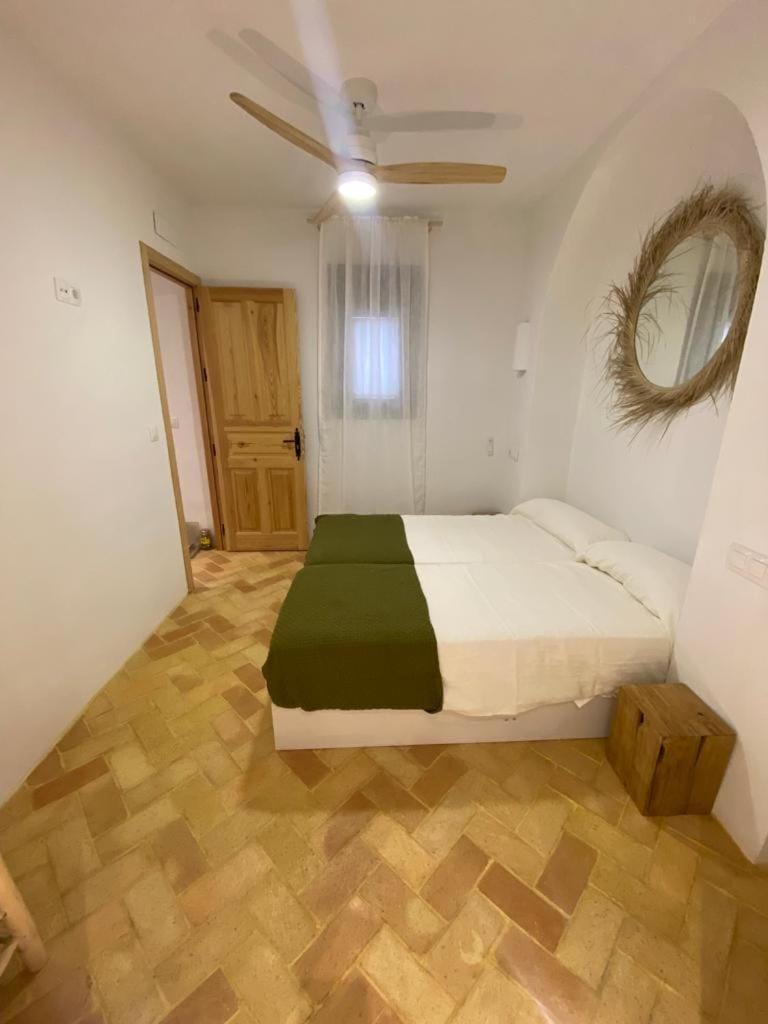 Bed, fireplace