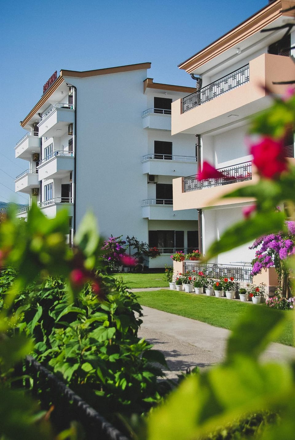 Property building, Spring, Garden