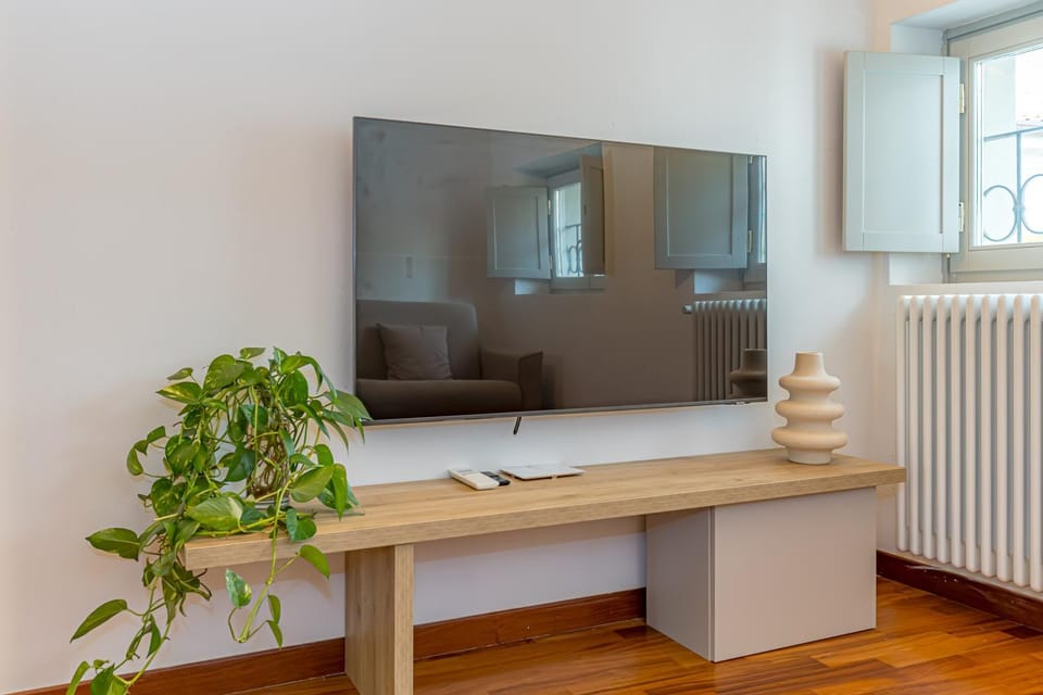 Atena at Como Duomo - VLH Luxury Collection Apartment in Como