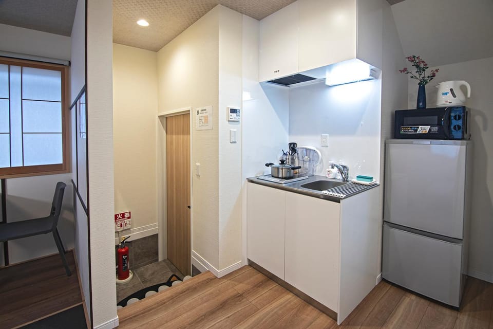 Kitchen or kitchenette