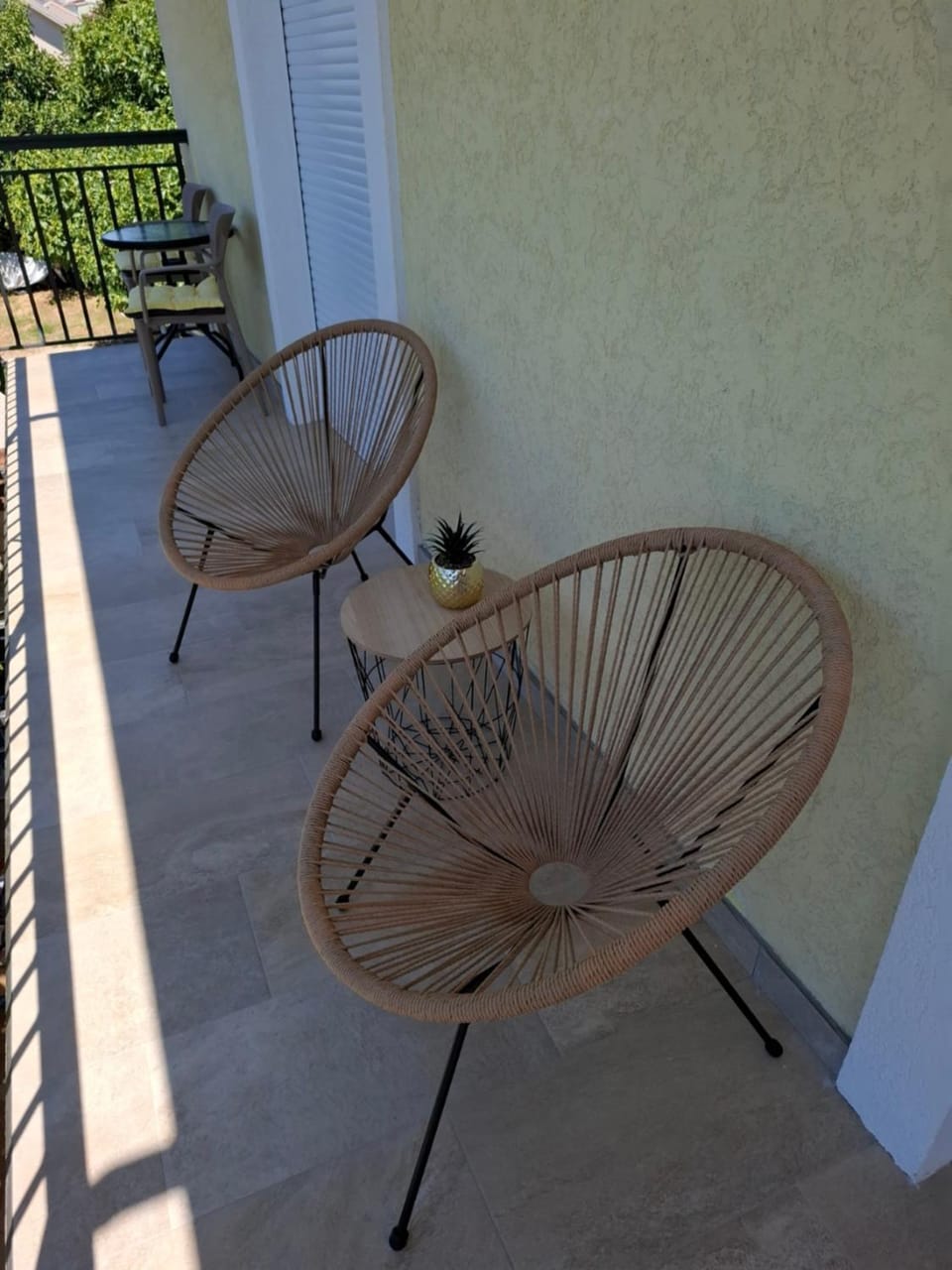 Balcony/Terrace, furniture