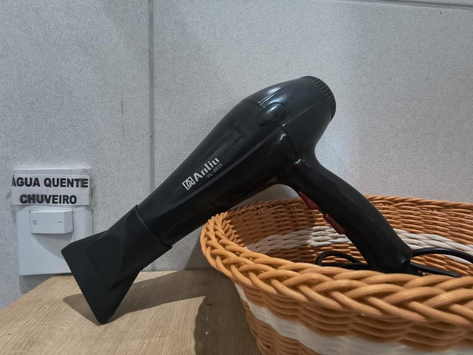 Shower, Bathroom, hair dryier