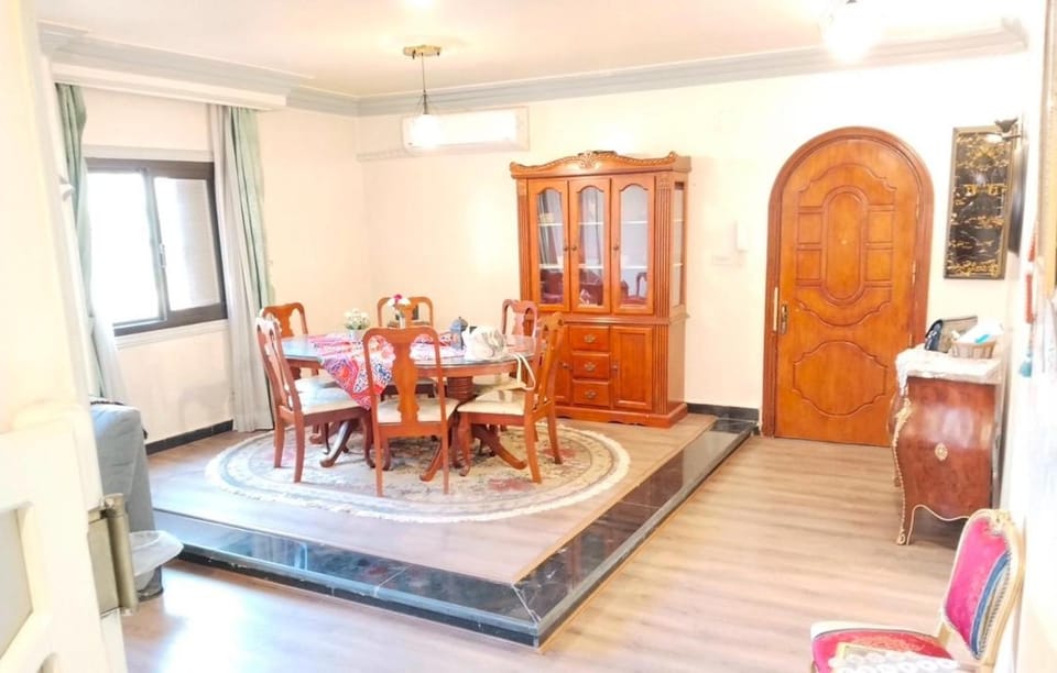 2 Bedrooms Spacious flat 7 mins to Airport Apartment in Cairo Governorate