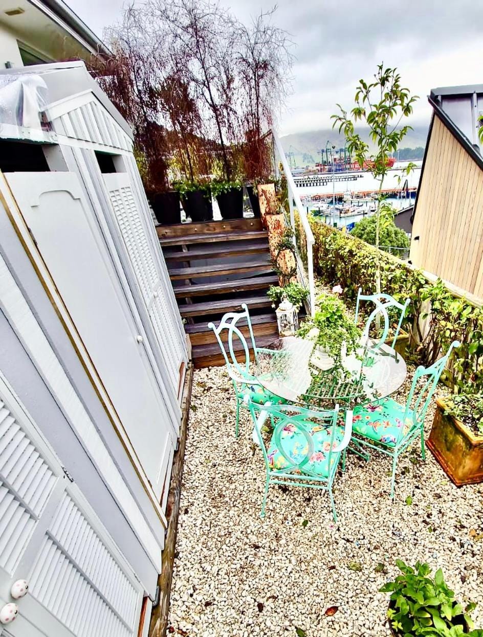 Garden, Balcony/Terrace, Sea view