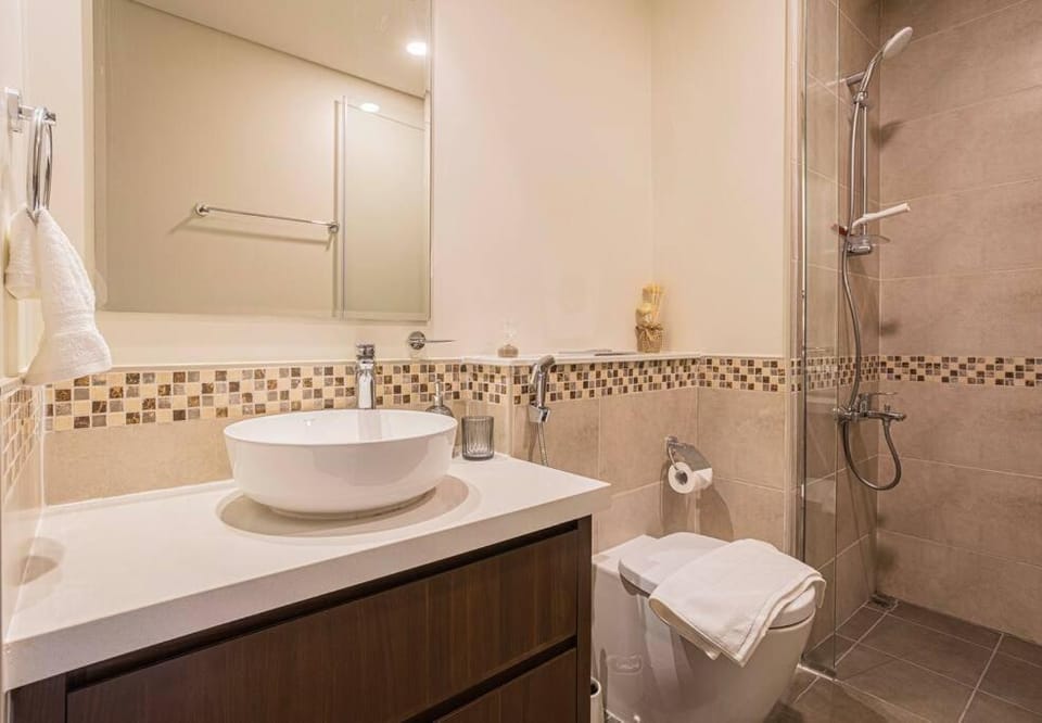 AXINITE - Brand New! Warm Cozy 1 Bed HIGH FLOOR Downtown Dubai CANAL VIEW Apartment in Dubai