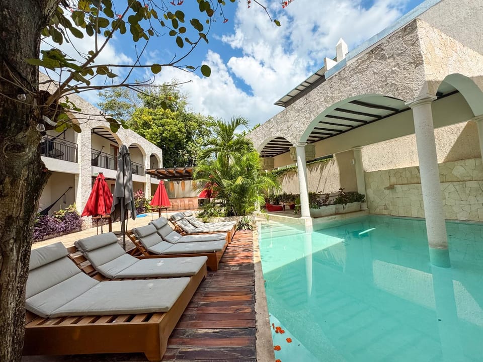 Swimming pool