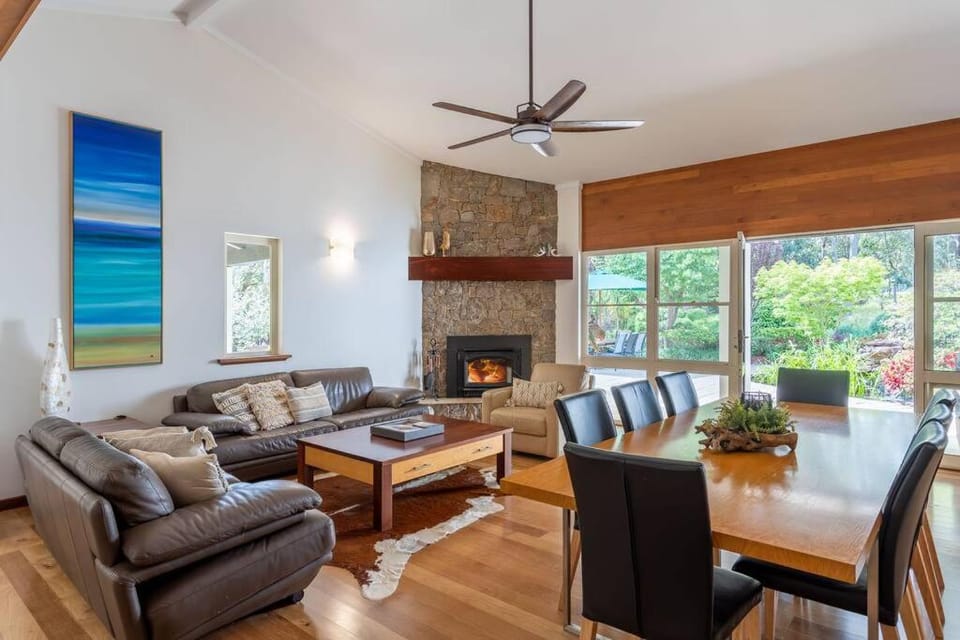 Villa Francesca I Private Properties House in Margaret River