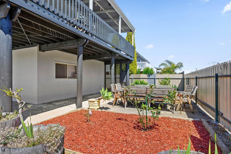 Patio, Garden