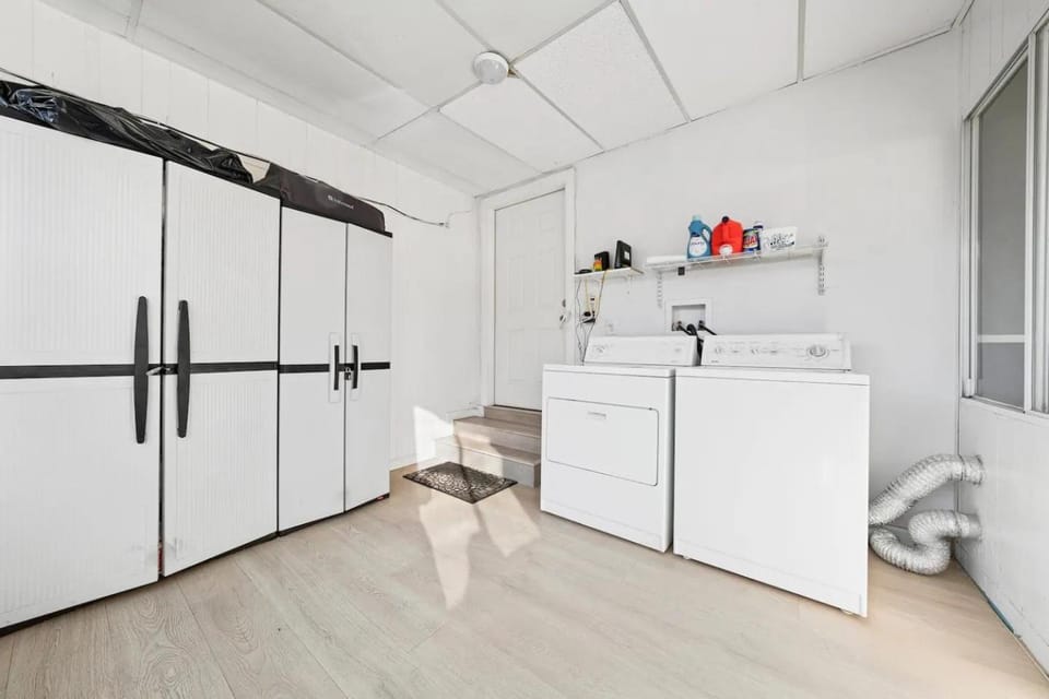 Spacious Centrally Located NEW 2 Bedroom Property! House in Inglewood