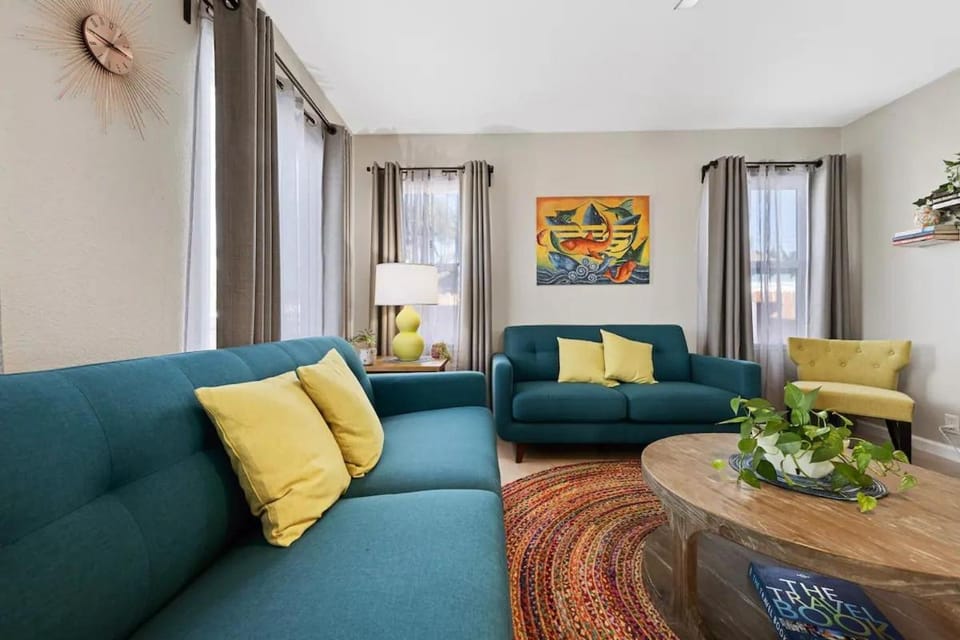 Spacious Centrally Located NEW 2 Bedroom Property! House in Inglewood